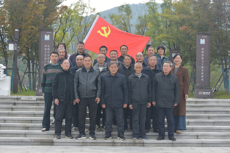 微信图片_20251030163339_4897_609.jpg 微信图片_20251030163339_4897_609.jpg