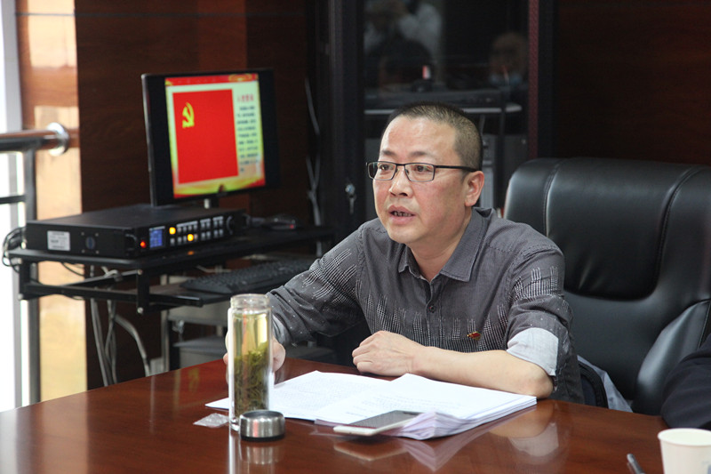 图②：政治部副主任肖立通报该院教育整顿情况_副本.jpg